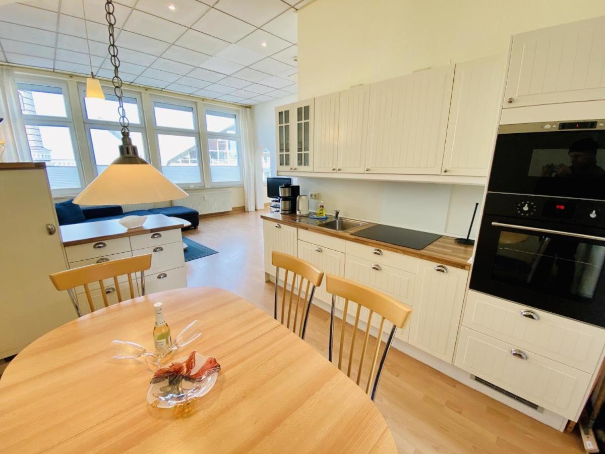 Promenadenblick/Captains-Suite Rostock Dış mekan fotoğraf