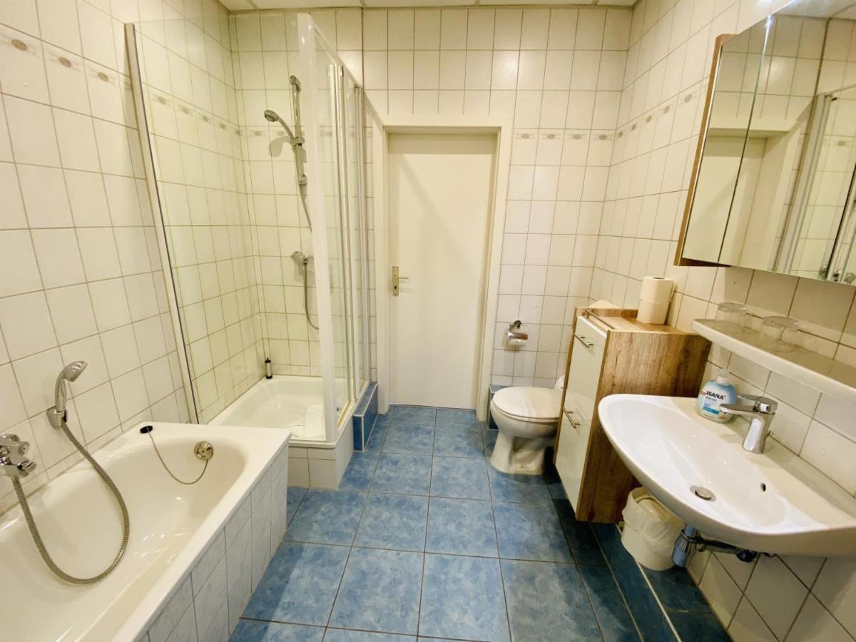 Promenadenblick/Captains-Suite Rostock Dış mekan fotoğraf